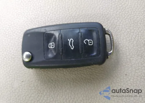 2017 Volkswagen Jetta 1.4T Se z USA, uszkodzony, nr VIN 3VWDB7AJ5HM310601